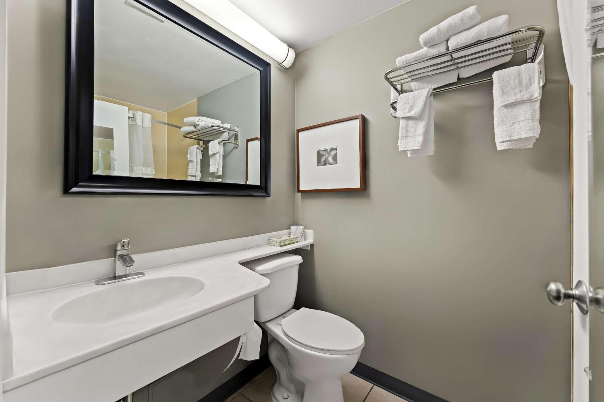 Knights Inn Montgomeryville Buitenkant foto