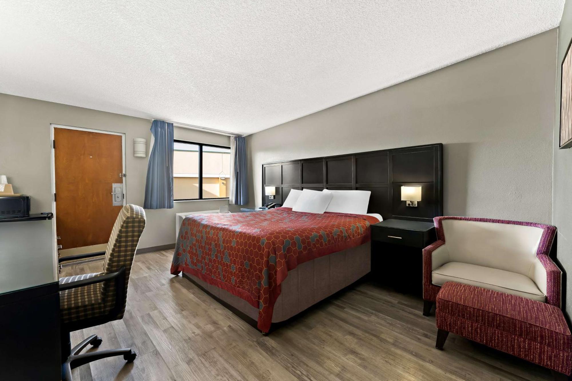 Knights Inn Montgomeryville Buitenkant foto